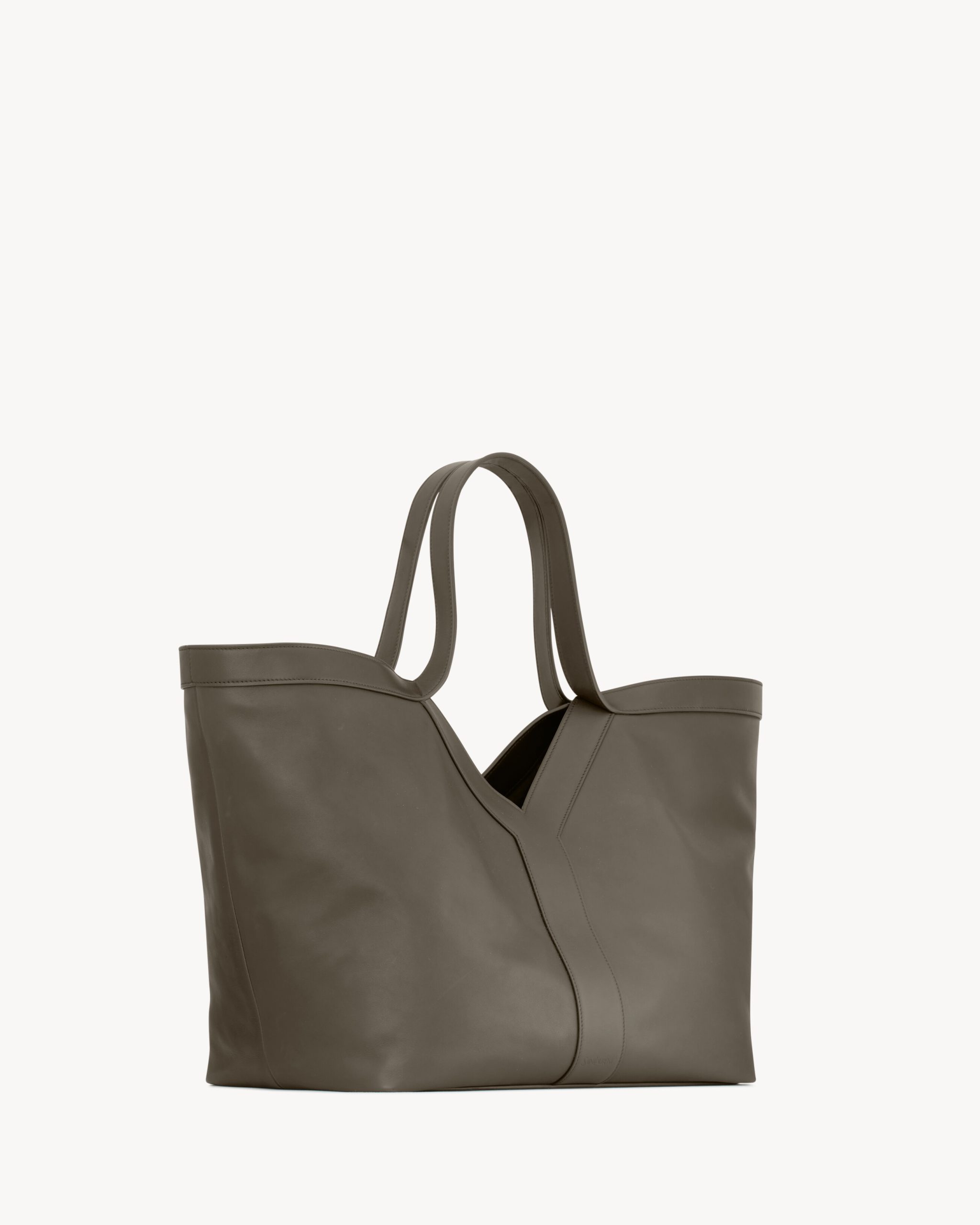 YSL Y tote in leather - Image 3